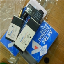 电磁阀，亚德客电磁阀，DC24V4V210-08,4V210-08AC220V