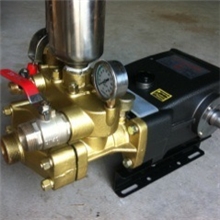 台州高华4500型三缸柱塞泵高压清洗泵喷洗泵打药泵厂家直销