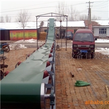 永利厂家直销水池废水处理输送机带式淤泥提升机辊式提升机