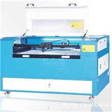 商标织唛激光切割机|激光切割机原理|激光切割机应用行业