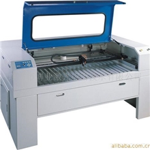 供应激光雕版机LEC-0906(附雕版样品)