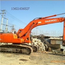 专业销售二手大宇挖掘机！