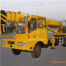 10吨吊车黄河风连体吊车