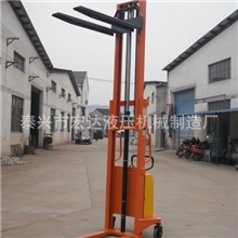 特价-简易式半电动堆高车/交流电半自动堆高机/座驾式电动堆高车