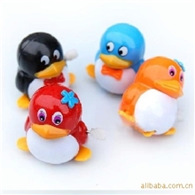 塑料玩具上链走路QQ玩具批发塑料发条玩具上链玩具义乌玩具批发