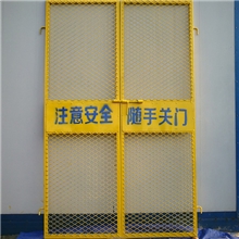 供应施工升降机楼层安全防护门【汉坤设备】