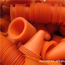 特价供应路障轮滑桩活力板路障路桩平花桩角标轮滑配件