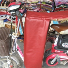 电动车挡风被电动车暖把厂家直销电动挡风被加厚护腹PU挡风被