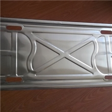 厂家低价直销车管所专用加厚0。5公斤新交规不锈钢车牌底托盘