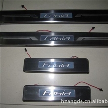 斯柯达晶锐LED迎宾踏板