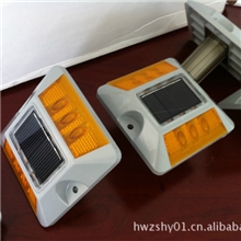 浙江晗琨生产太阳能铸铝道钉欢迎全球商家欢迎同行购散件