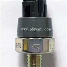五十铃NKR55NKR77NPR70700P油压报警器开关8-97176230-0