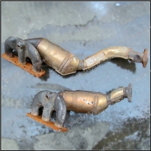 宝马E39E60520523525528530535LI三元催化器原装拆车件
