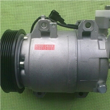 日产天籁2.0空调压缩机