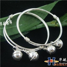 S990银宝宝带铃铛圆肚精品手镯手镯批发纯银手镯宝宝手镯童镯