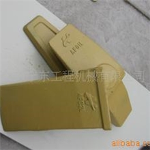 供应神钢系列挖掘机齿座