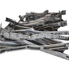 出售北方奔驰钣金件高配大底纵梁(图)