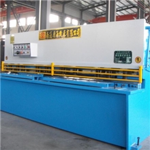 供应QC12Y-4*2500液压摆式剪板机