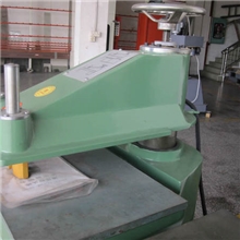 供应液压摇头啤机-液压摇臂裁断机