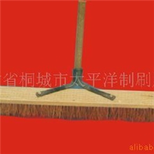 供应多款棕推子，丙纶拖把，棉纱拖把