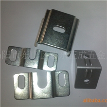 供应大量通用五金配件M8滚筒托片