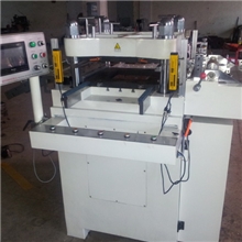 长三角自动模切机