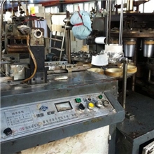 低价出售德宝纸杯机