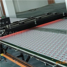 供应定制各型匹布印花、服装印花台板、水浆台、跑台。