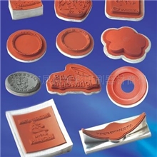 专业制作平面硅胶板、弧面硅胶板