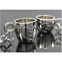 厂家直销心相印情侣杯钥匙扣合金钥匙圈创意地摊货源批发