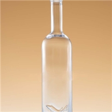 本公司专业生产销售各种规格玻璃瓶高白料橄榄油瓶