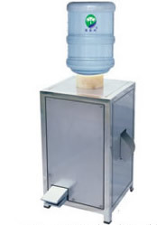 供应桶装水设备，3/5加仑桶拔盖机矿泉水生产设备桶装水设备