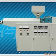 厂家专业供应螺杆挤出机吹瓶机