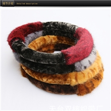 供应正品冬季狐狸毛方向盘套仿羊剪绒方向盘套毛绒汽车用品批发