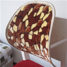 供应淘宝店展销会汽车用品内饰冬季毛绒按摩腰靠厂家批发