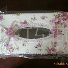 【厂家直销】供应批发蕾丝布艺田园紫花塑料纸巾盒