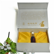 汽车用品厂家批发汽车香水+干洗美容2和1纯天然汽车精油包邮