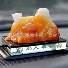 厂家直销汽车内饰摆件琉璃元宝佛香水座仿玉汽车香水弥勒佛批发