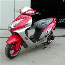 踏板摩托车两轮摩托车猎鹰五代摩托车