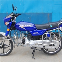 厂家直销出口摩托车newchopper125cc四冲程出口非洲生产