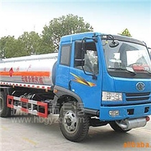 解放单桥油罐车