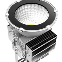 400W鳍片LED工矿灯/足球场照明灯/高尔夫球场专用LED灯LED油站灯