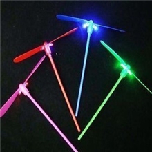 发光竹蜻蜓批发闪光竹蜻蜓飞天仙子飞箭飞天玩具改良的儿时
