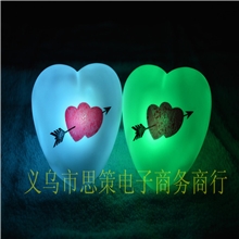 一箭穿心七彩小夜灯批发地摊货源热卖批发圣诞节礼品批发促销礼品