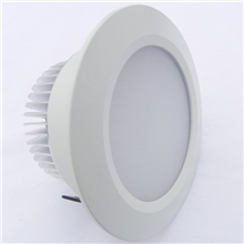 厂家供应新款2.5寸LED筒灯外壳全车铝厚料高档筒灯套件