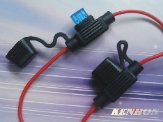 厂家供应汽车保险丝座插片式汽车保险丝盒带线汽车保险丝座