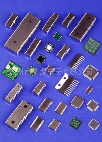 供应固定输出电压：5.0V,1.5V,1.8V,3.3V,ADJ芯片AMC1117