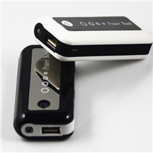 乔威移动电源批发商，4400移动电源批发厂家，18650移动电源厂家