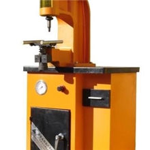 供应QY-6型汽动转液压制动蹄片铆接机，豪利达牌