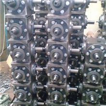 厂家直销各种机械齿轮箱玉米收获机齿轮箱农机齿轮箱